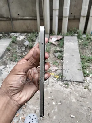 Realme C53 (India) 128 GB Yellow
