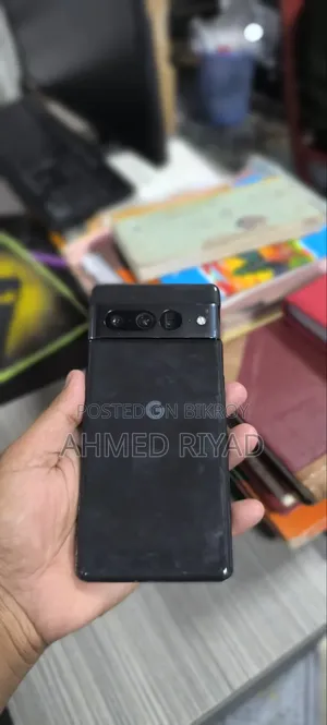 Google Pixel 7 Pro 256 GB Black