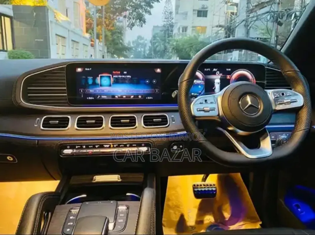Mercedes-Benz GLS-Class GLS 400d 2021 সাদা
