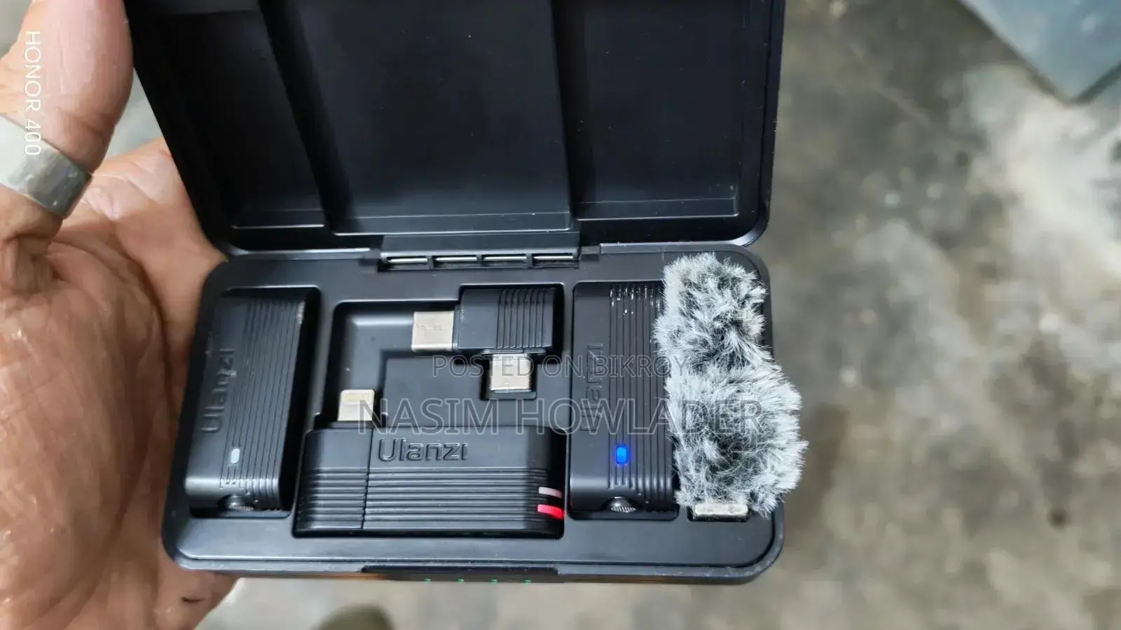 Microphone