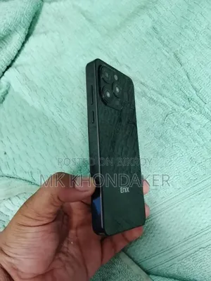 Enix 32 GB Black