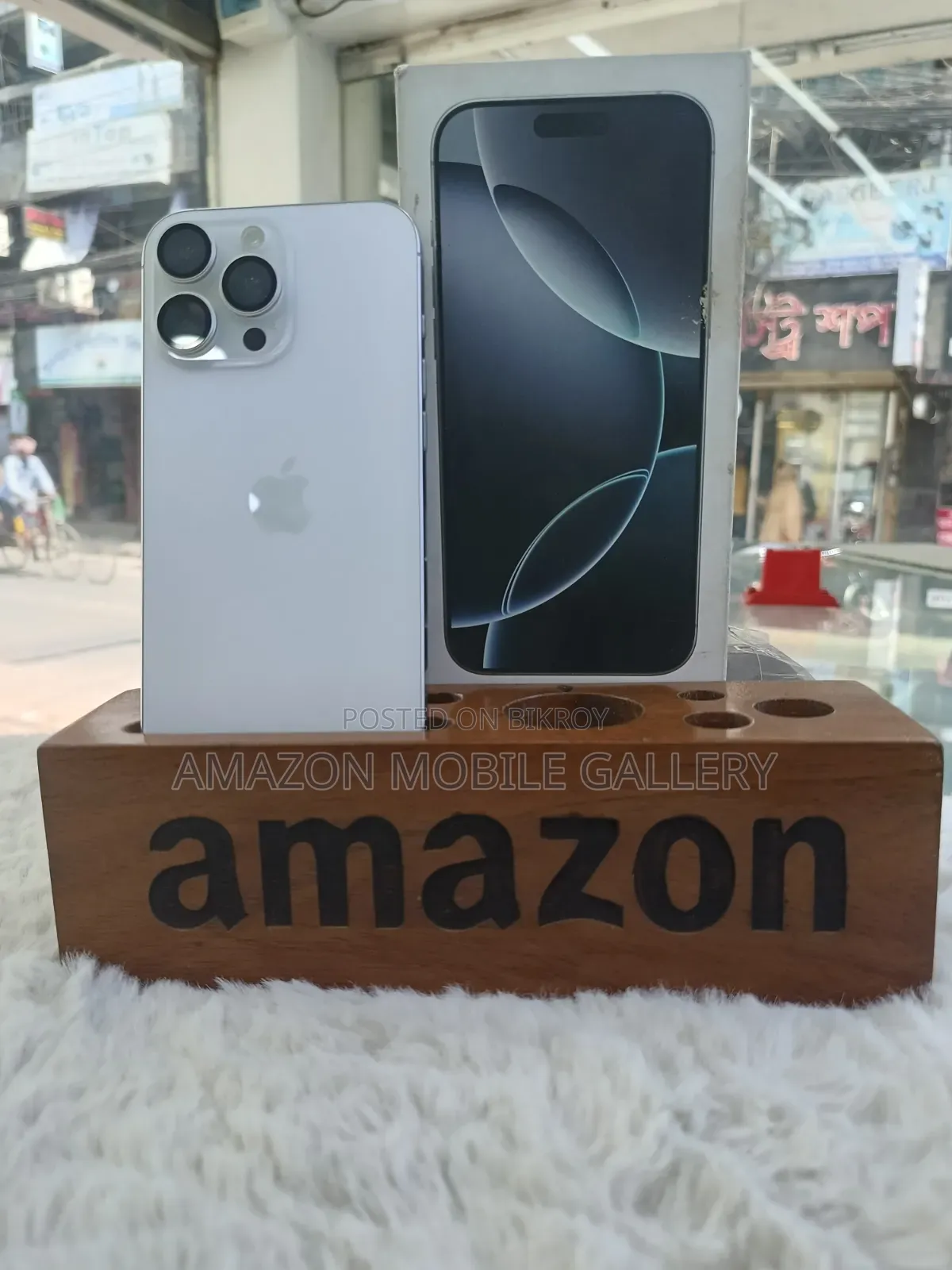Apple iPhone 16 Pro Max 256 GB White