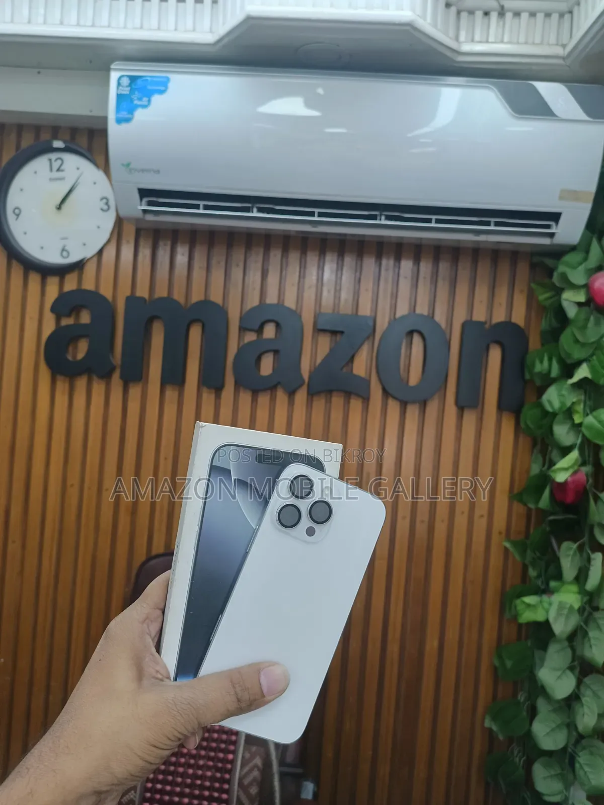 Apple iPhone 16 Pro Max 256 GB White
