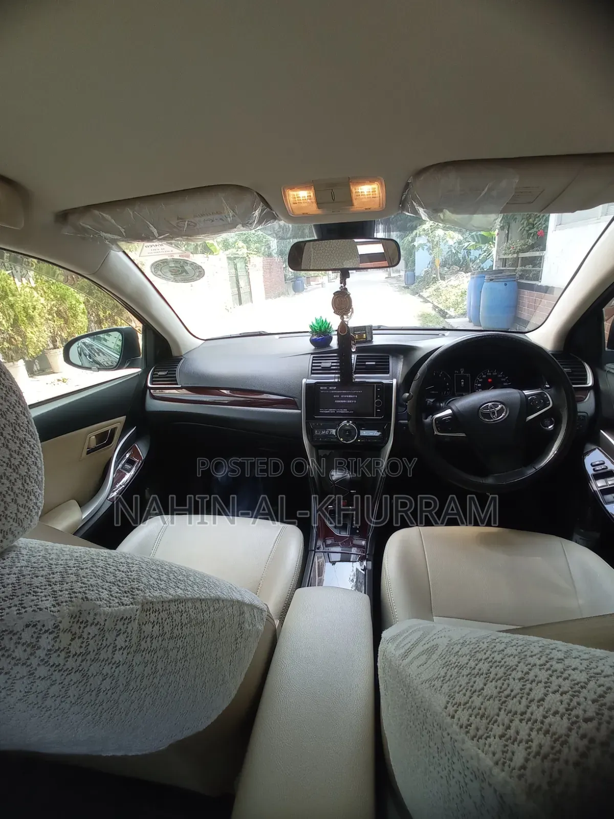 Toyota Premio 2017
