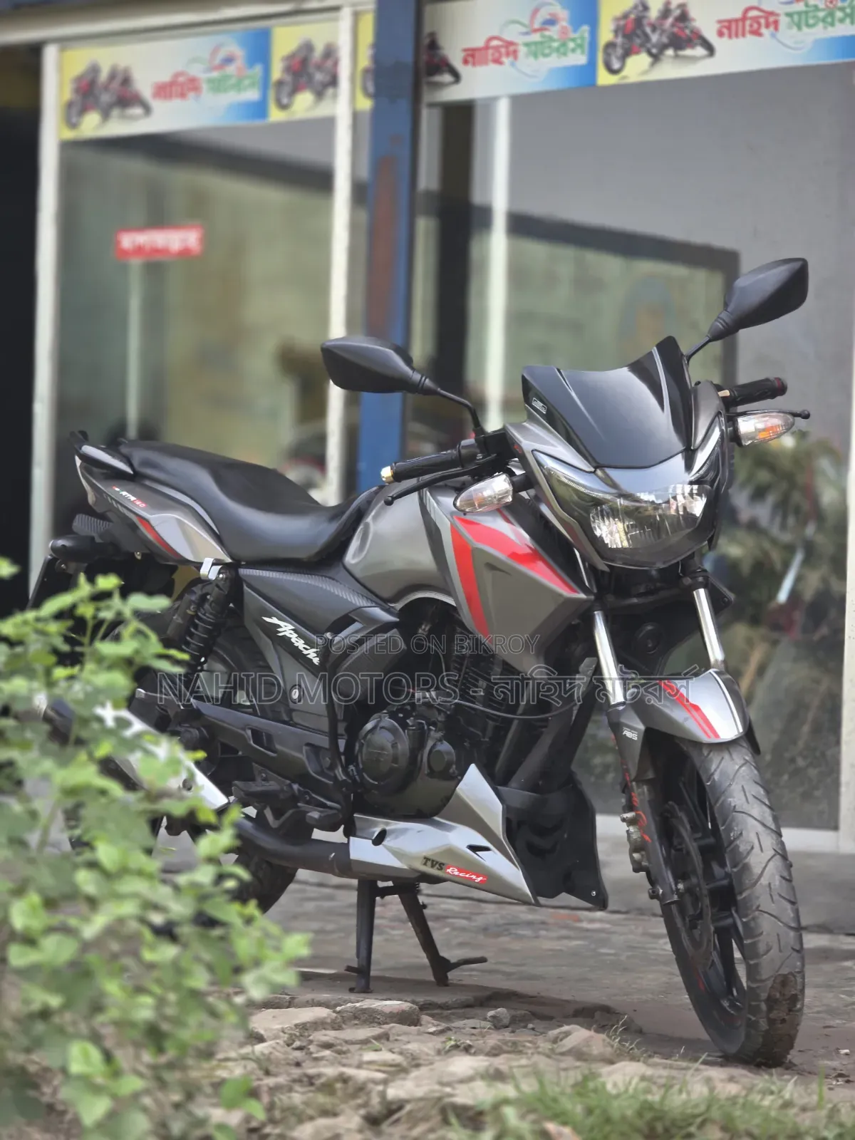 টিভিএস অ্যাপাচি আরটিআর ১৬০ টুভি ২০১৬ ব্ল্যাক