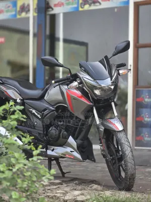 টিভিএস অ্যাপাচি আরটিআর ১৬০ টুভি ২০১৬ ব্ল্যাক