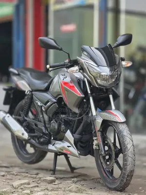 টিভিএস অ্যাপাচি আরটিআর ১৬০ টুভি ২০১৬ ব্ল্যাক