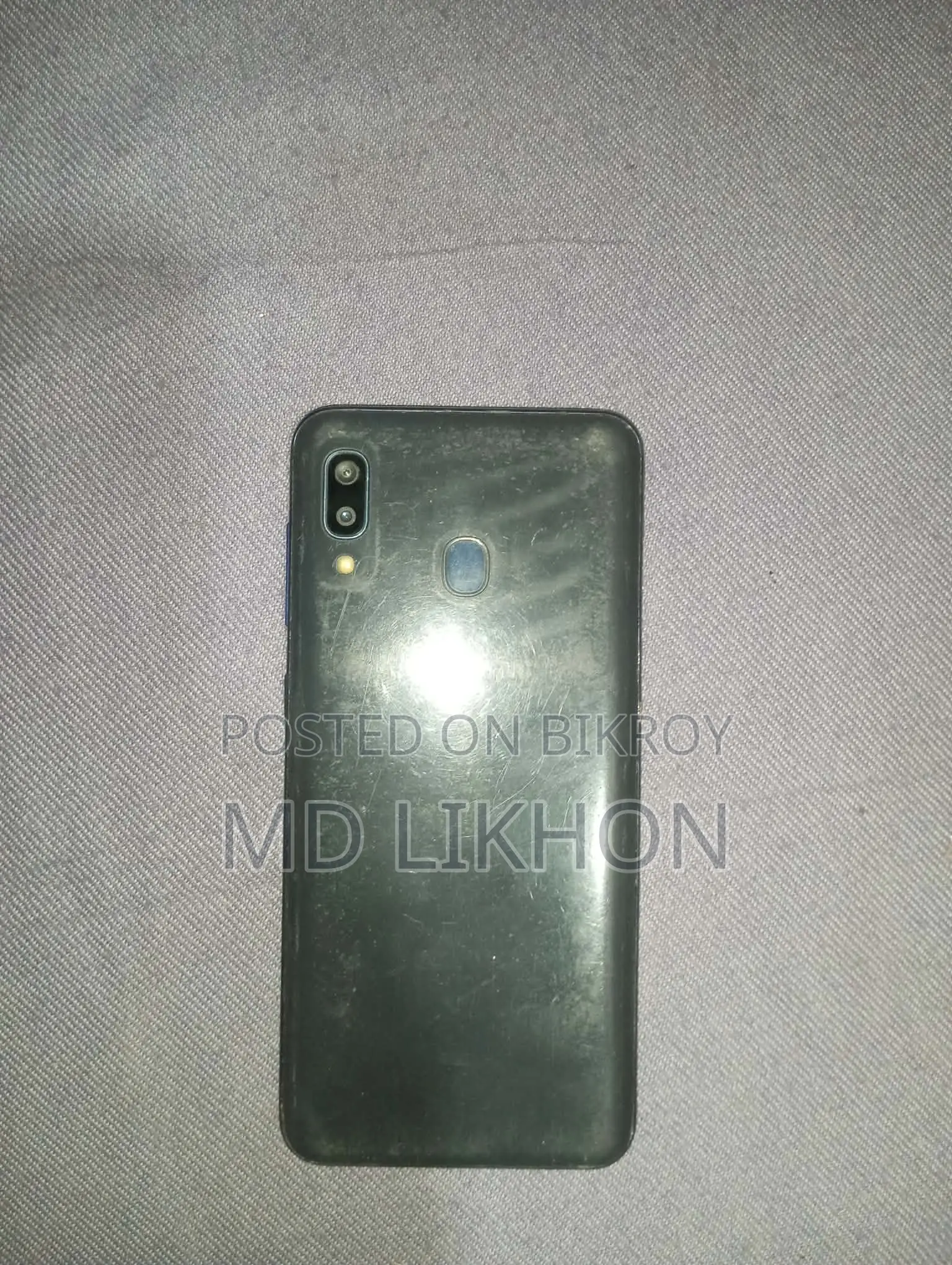 Samsung Galaxy A20 32 GB Black