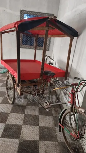 কাপড় বিক্রির প্যাডেল ভ্যান বিক্রি হবে