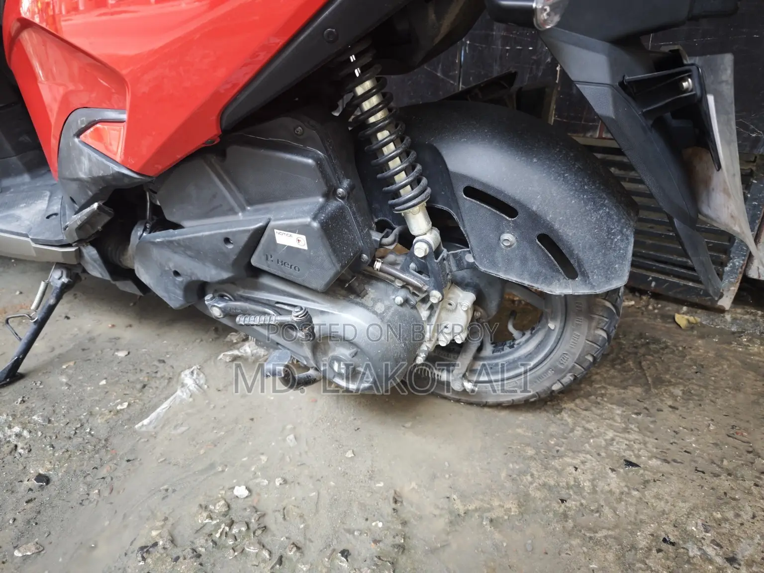 হিরো জুম ১১০ এক্সটেক ২০২৫ রেড