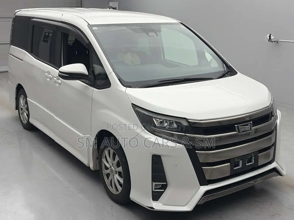Toyota Noah 2021 Pearl