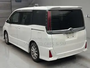 Toyota Noah 2021 Pearl