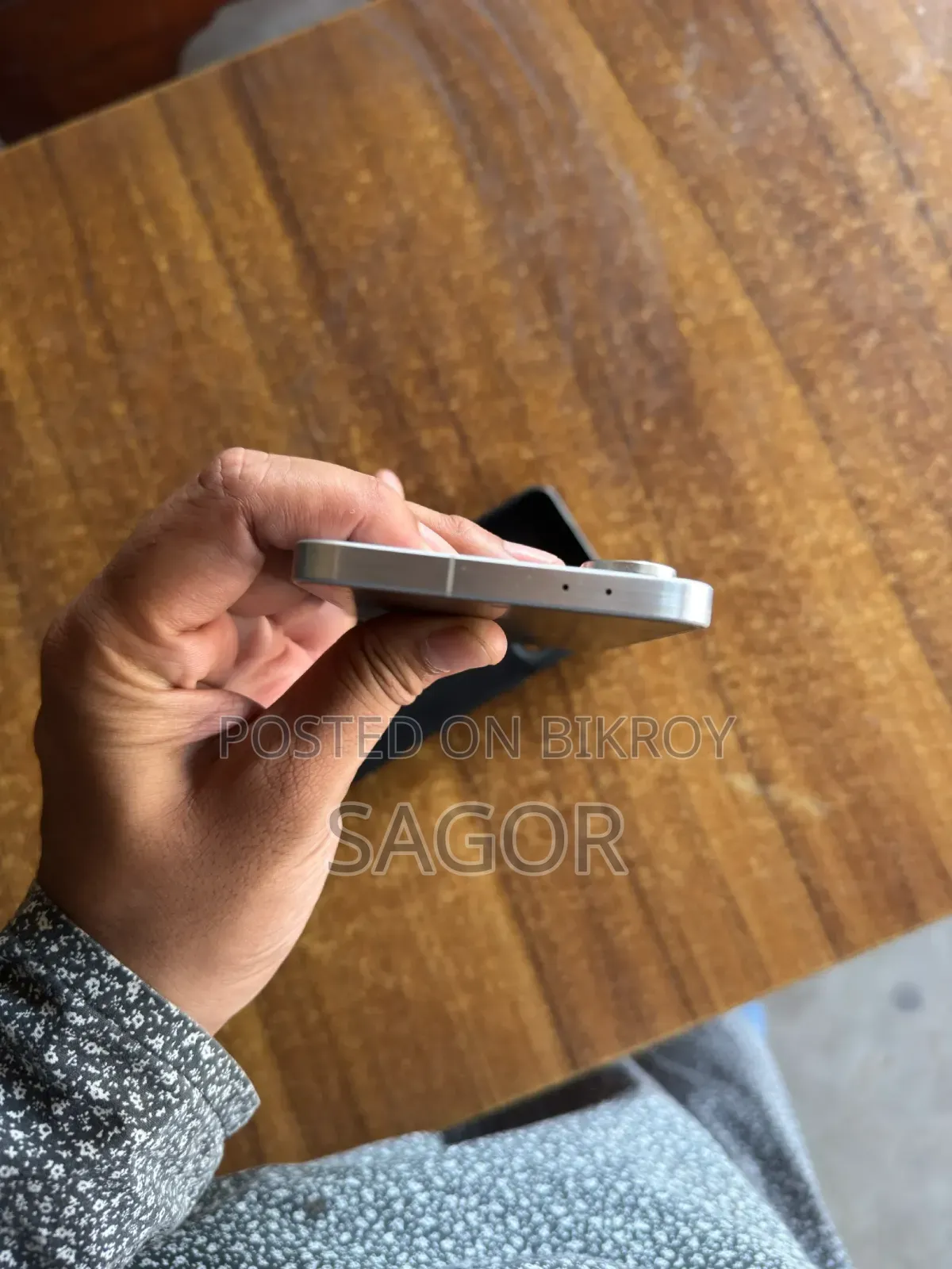 নতুন স্যামসাং গ্যালাক্সি এ৫৬ ২৫৬ জিবি হোয়াইট