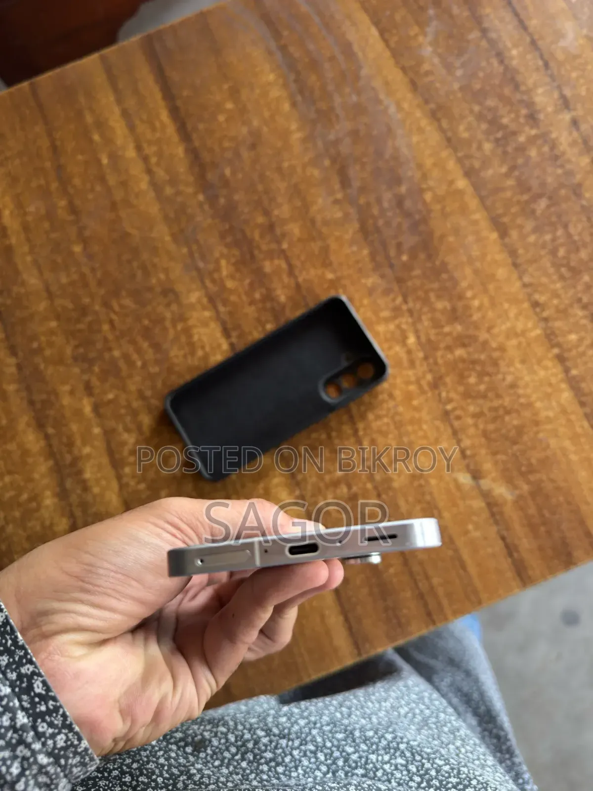 নতুন স্যামসাং গ্যালাক্সি এ৫৬ ২৫৬ জিবি হোয়াইট