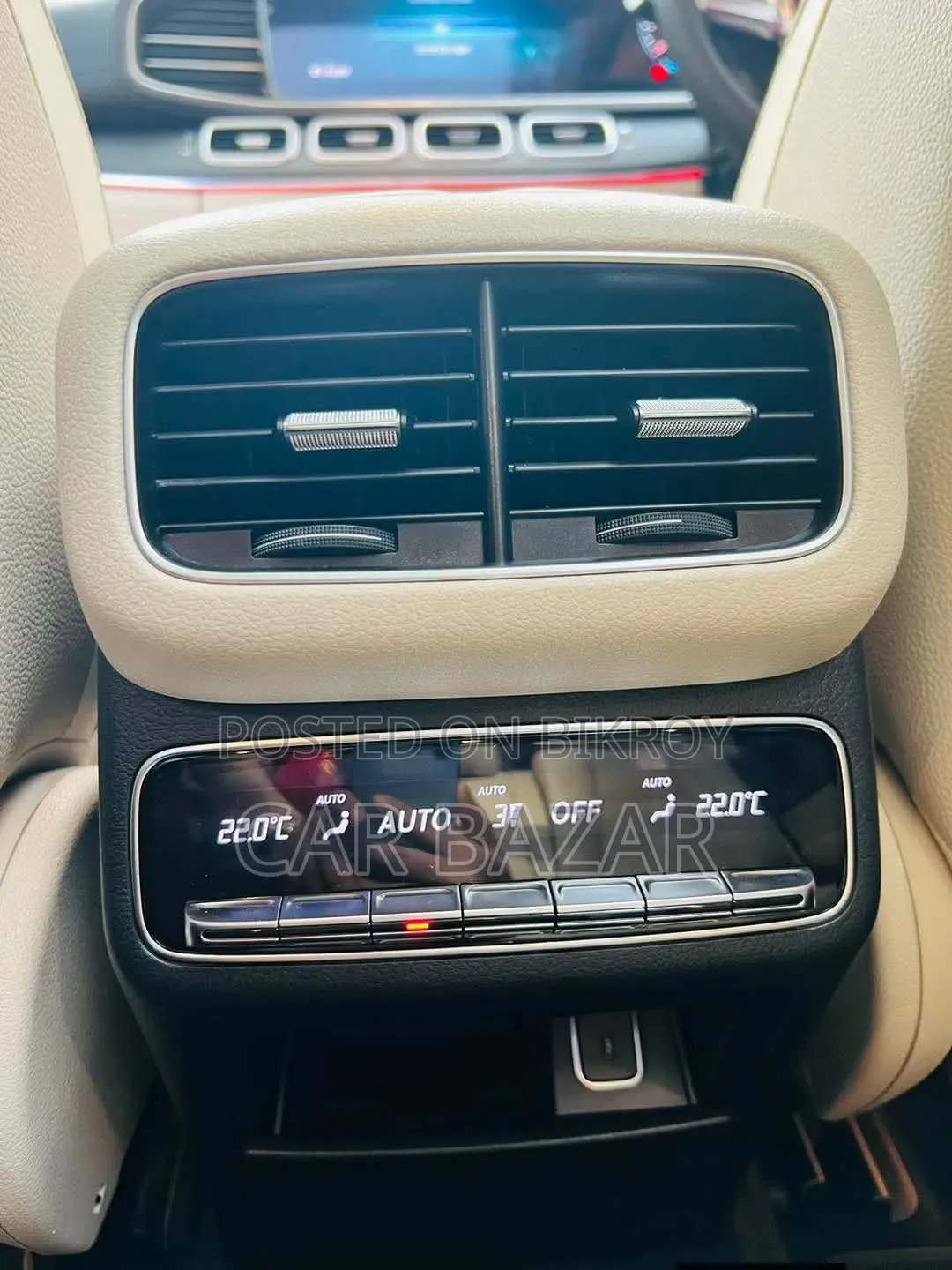 Mercedes-Benz GLS-Class GLS 400d 2022 Red