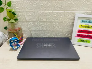 Laptop Asus VivoBook 15 12GB Intel Core i3 HDD+SSD 1TB