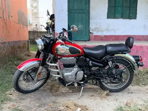 নতুন রয়্যাল এনফিল্ড ক্লাসিক ৩৫০ ২০২৬ রেড