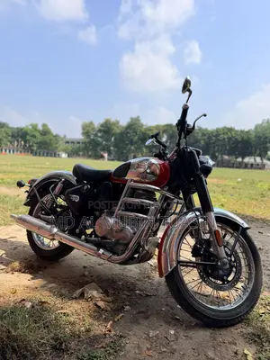 নতুন রয়্যাল এনফিল্ড ক্লাসিক ৩৫০ ২০২৬ রেড