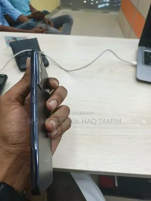 স্যামসাং গ্যালাক্সি এস২২+ ৫জি ২৫৬ জিবি ব্ল্যাক