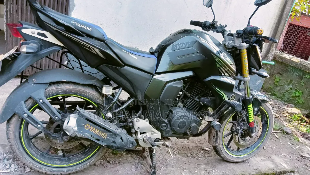 ইয়ামাহা এফজেডএস ভি২ ২০২২ ব্ল্যাক