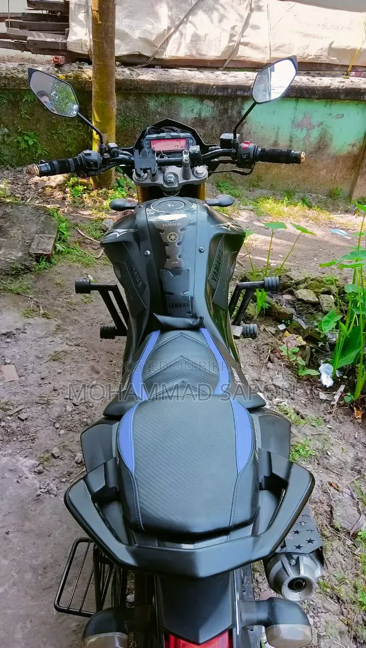 ইয়ামাহা এফজেডএস ভি২ ২০২২ ব্ল্যাক