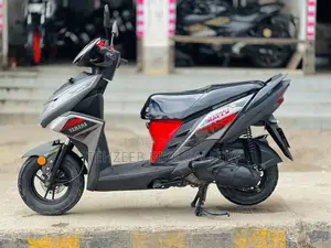 ইয়ামাহা রোড স্টার ২০২২ গ্রে