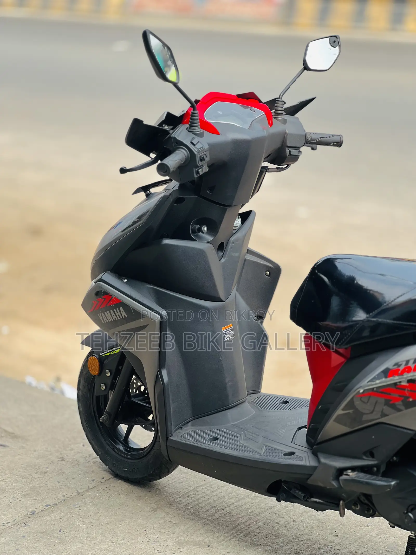 ইয়ামাহা রোড স্টার ২০২২ গ্রে