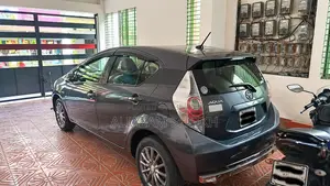 Toyota Aqua S 2014 Gray