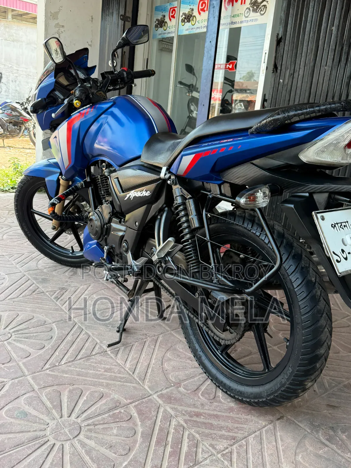 টিভিএস আপাচে আরটিআর ১৬০ ২ভি ২০১৮ ব্লু