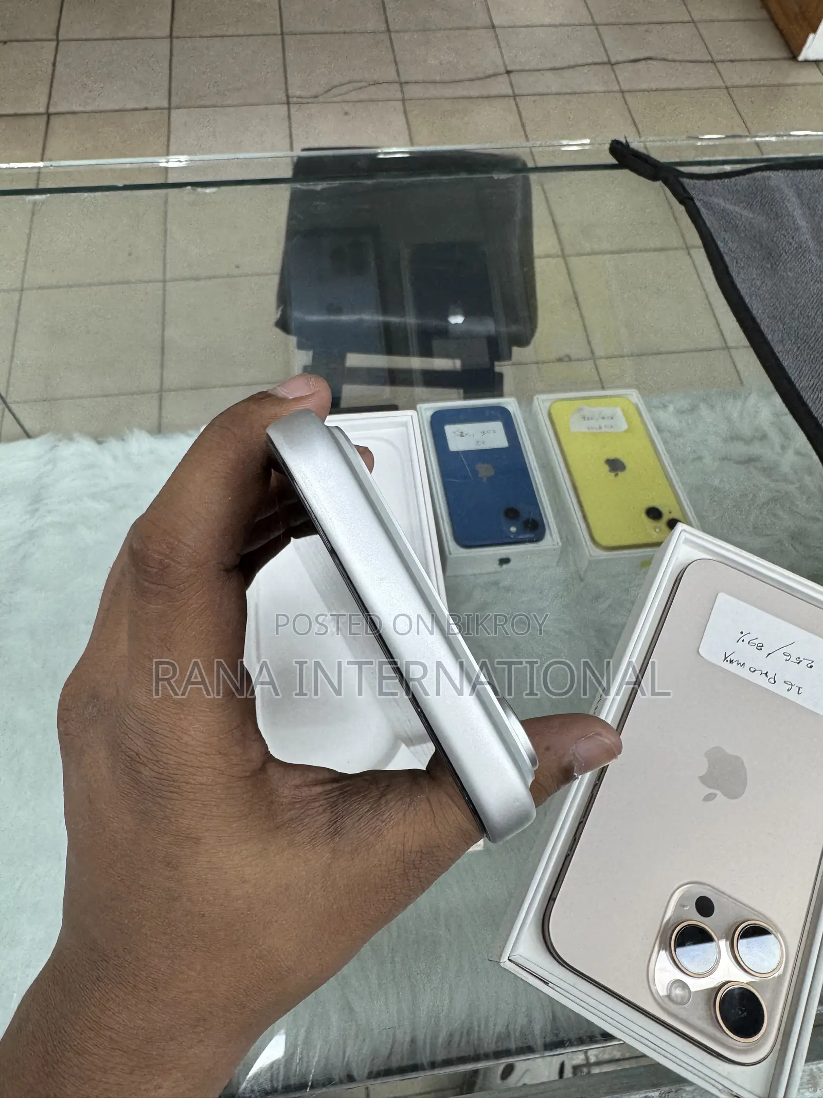 অ্যাপল আইফোন ১৭ প্রো ম্যাক্স ২৫৬ জিবি সিলভার