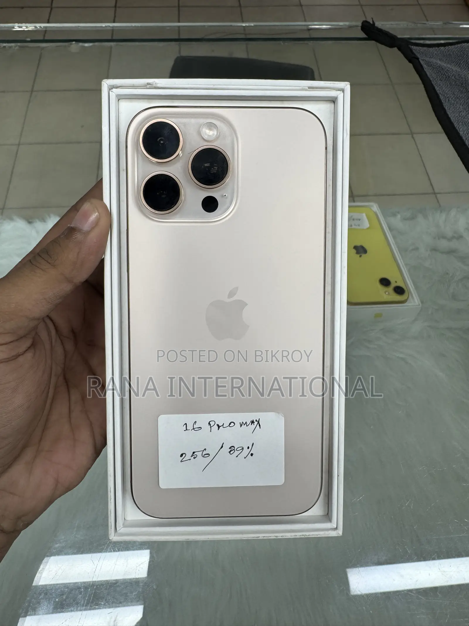 Apple iPhone 16 Pro Max 256 GB Silver