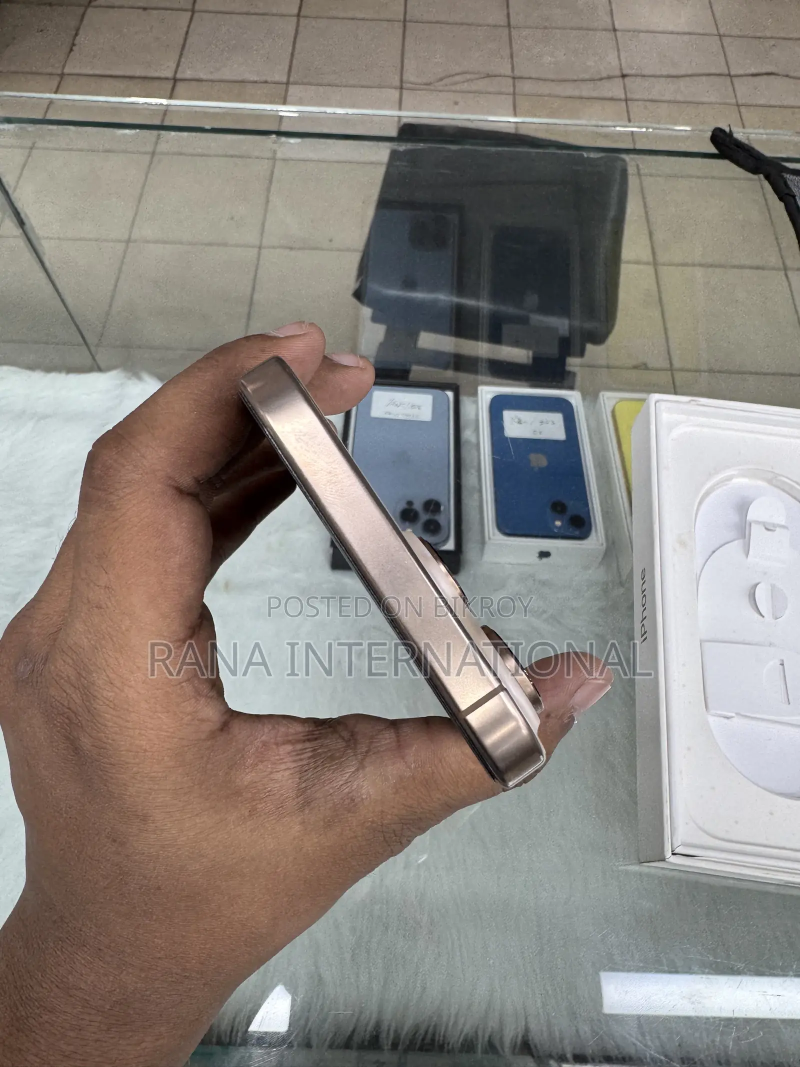 Apple iPhone 16 Pro Max 256 GB Silver