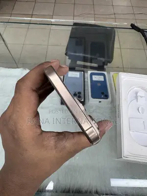 Apple iPhone 16 Pro Max 256 GB Silver