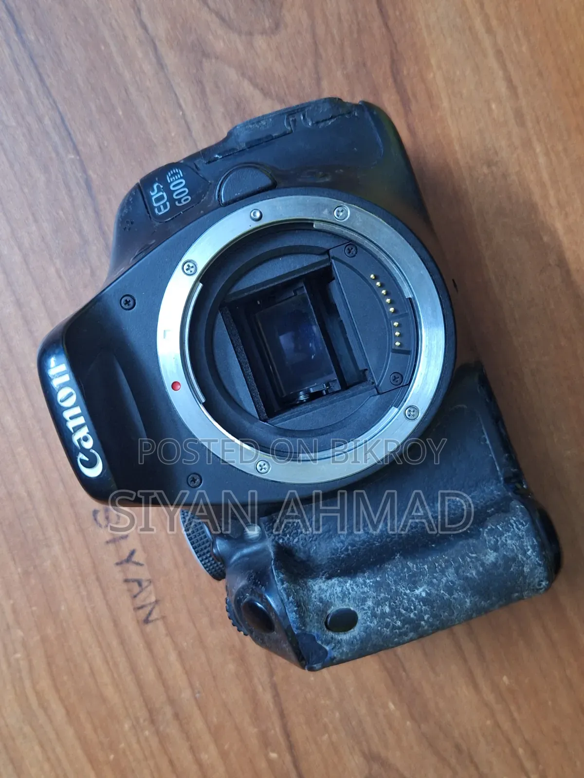 Canon 600D Dead Body+ Silicon Case + Battery + Charger