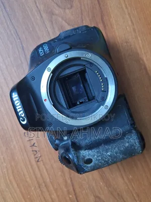 Canon 600D Dead Body+ Silicon Case + Battery + Charger