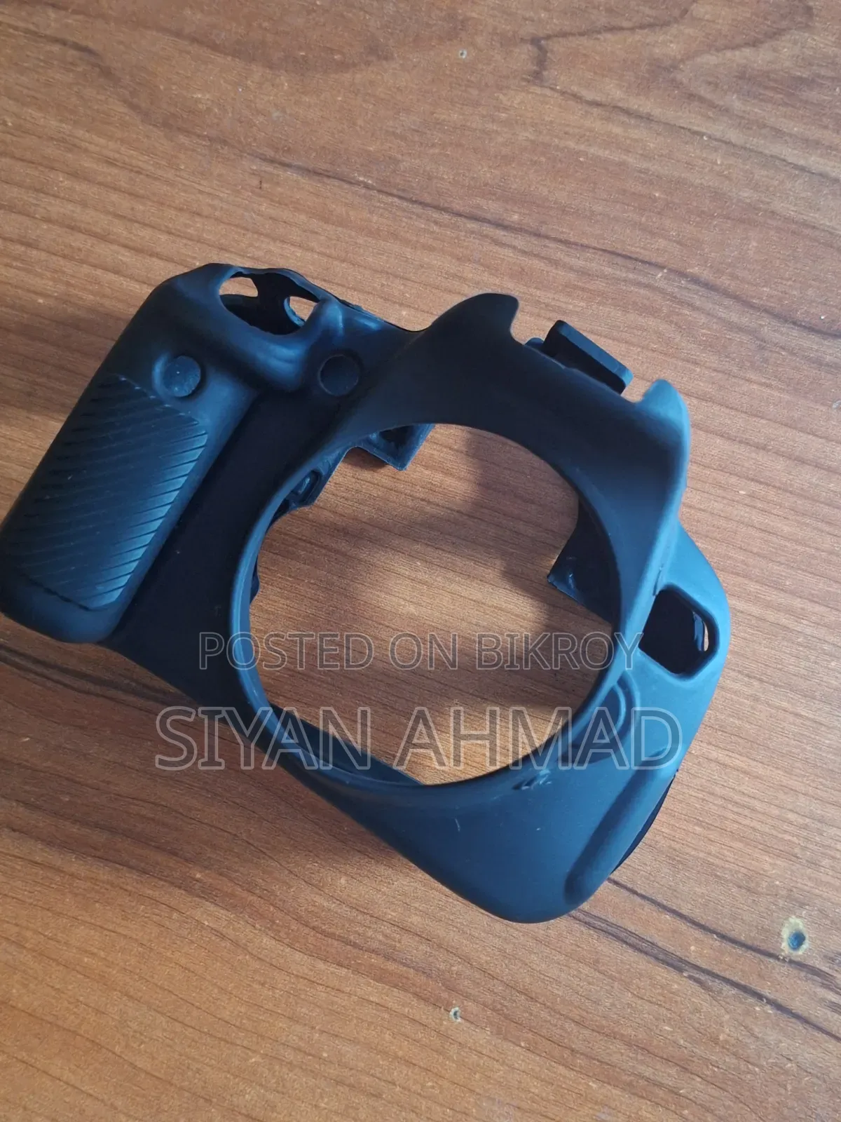 Canon 600D Dead Body+ Silicon Case + Battery + Charger