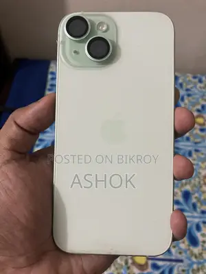 Apple iPhone 15 128 GB Green