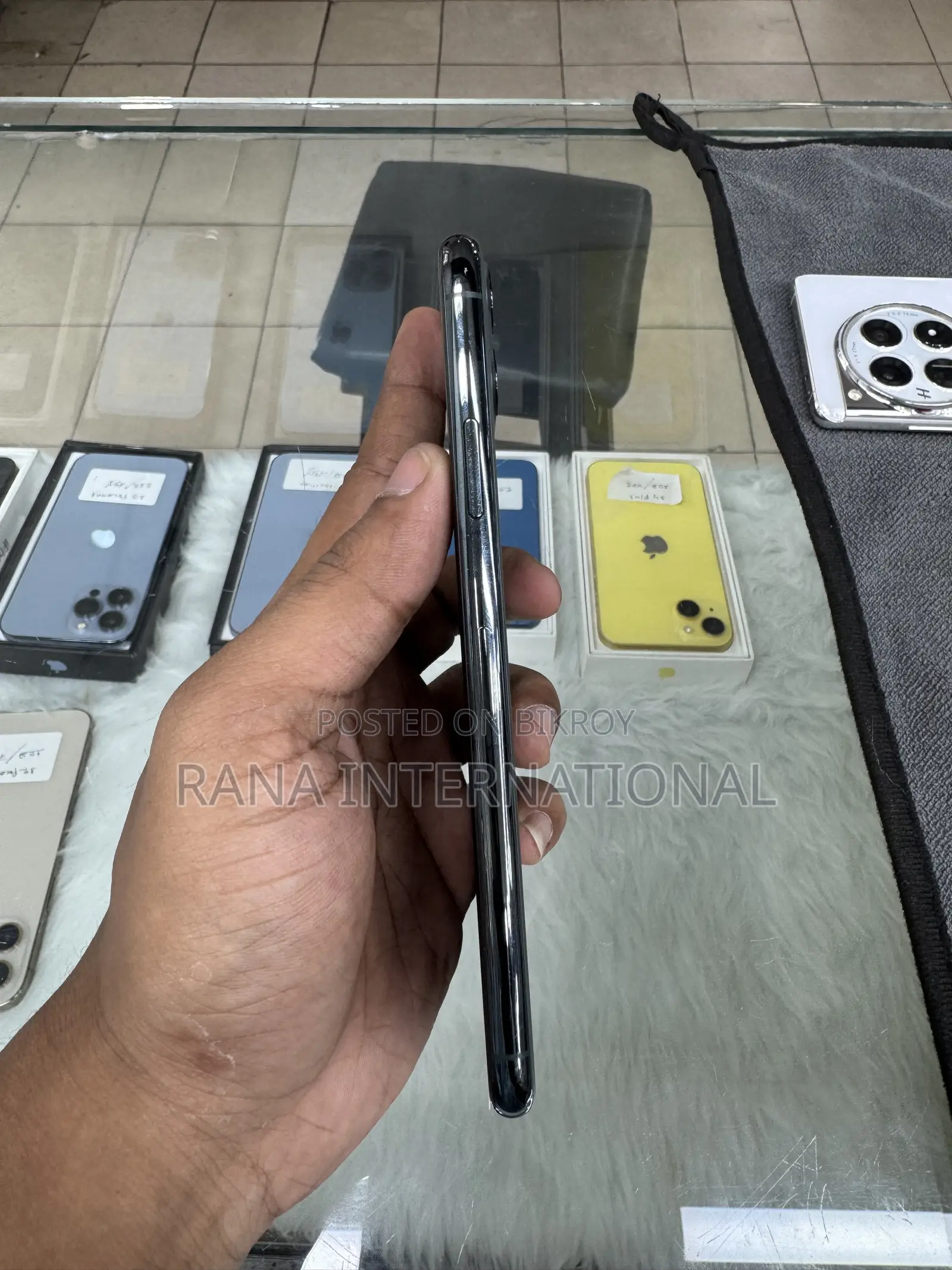 Apple iPhone 11 Pro Max 64 GB Green