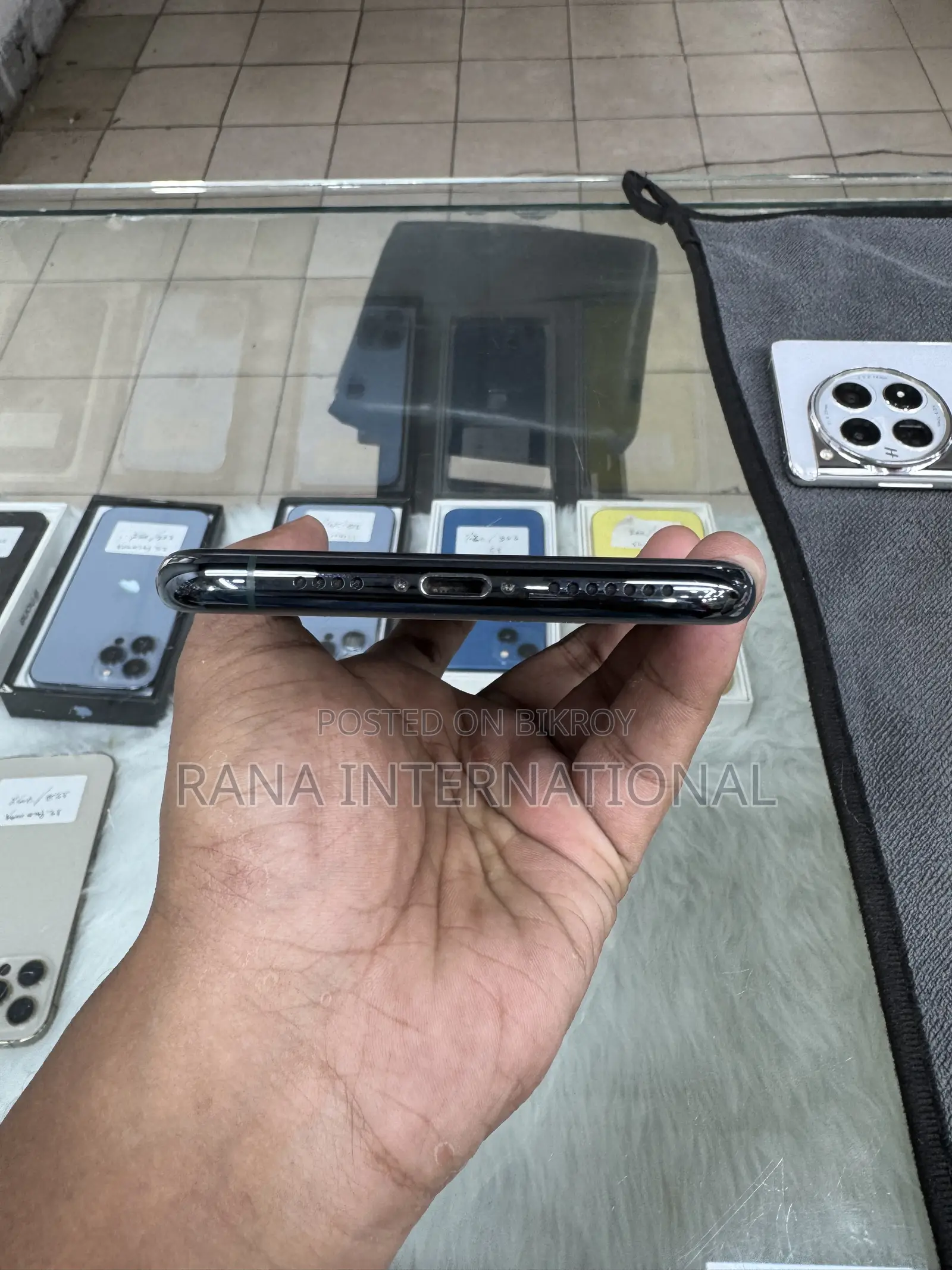Apple iPhone 11 Pro Max 64 GB Green