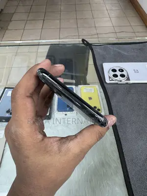 Apple iPhone 11 Pro Max 64 GB Green