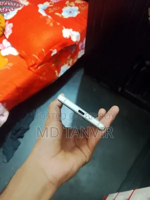 সনি এক্সপেরিয়া ৫ ২য় সংস্করণ ১২৮ জিবি সাদা