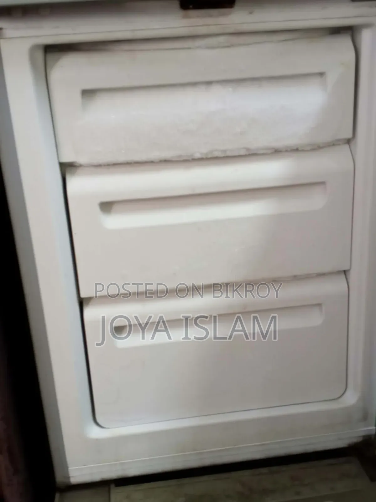বিক্রির জন্য ফ্রিজ