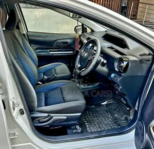Toyota Aqua 2019 Pearl
