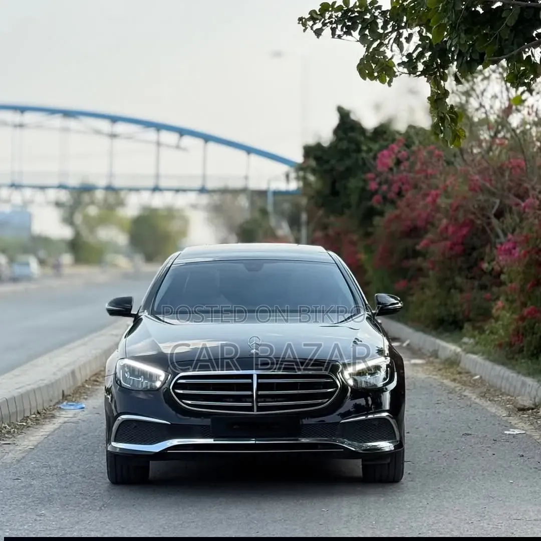 Mercedes-Benz E-Class 2021 Blue