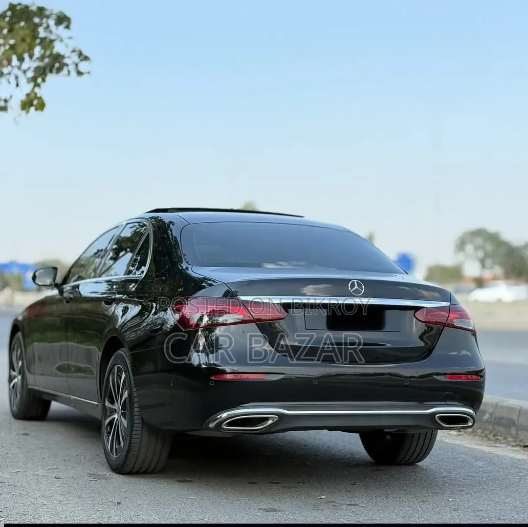 Mercedes-Benz E-Class 2021 Blue