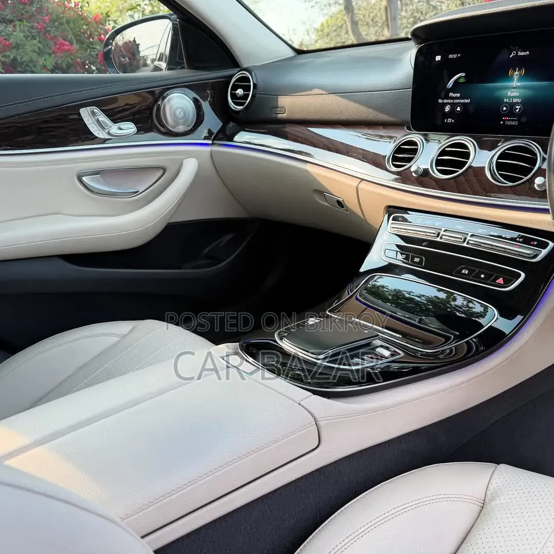 Mercedes-Benz E-Class 2021 Blue