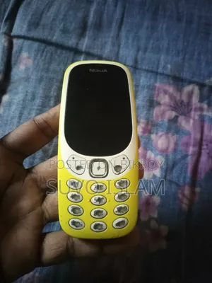 নোকিয়া ৩৩১০ ইয়েলো
