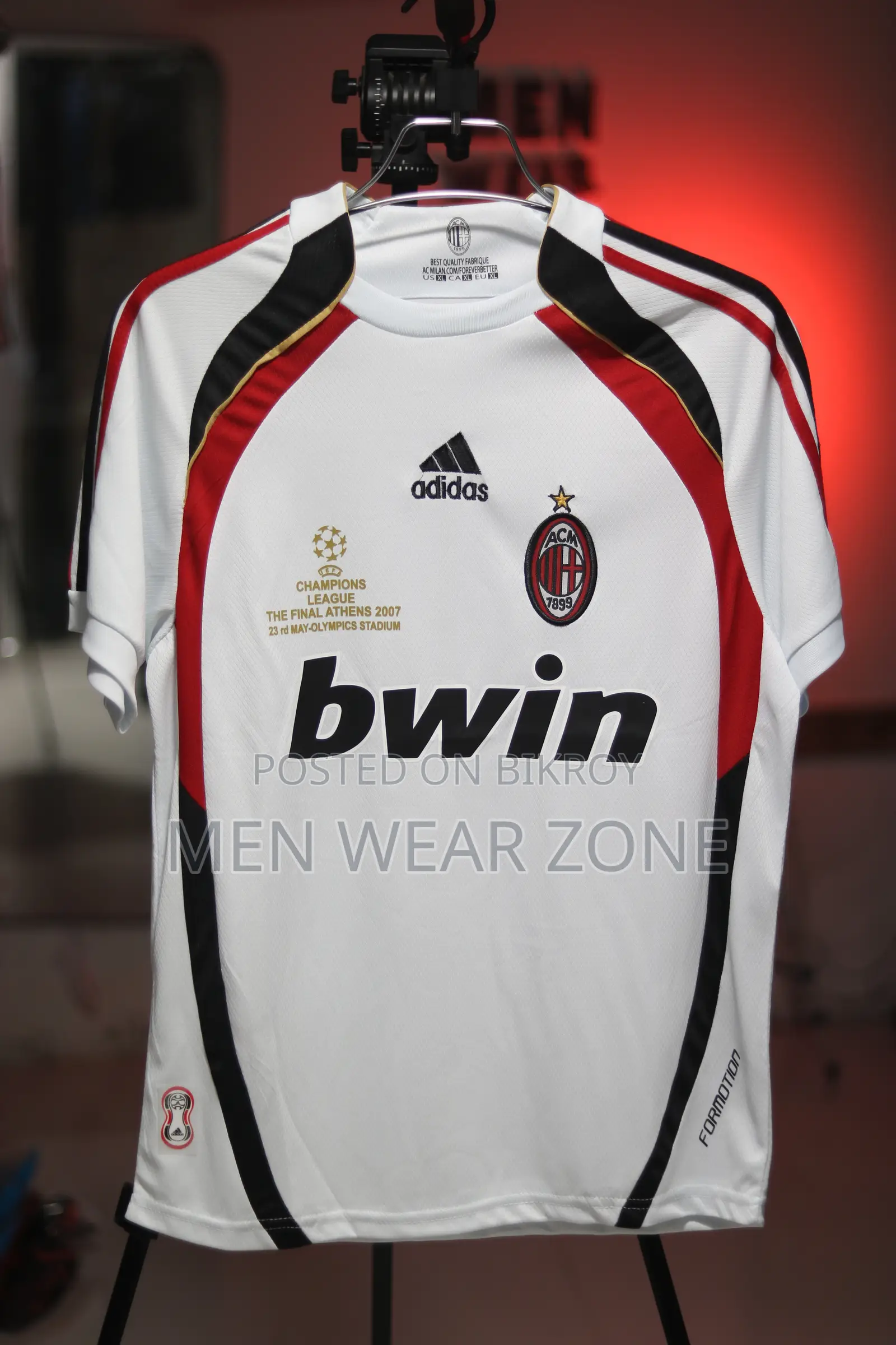 BIG OFFER – Retro Jersey + Joggers Combo!