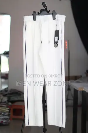 BIG OFFER – Retro Jersey + Joggers Combo!