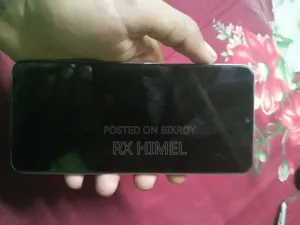 Vivo Y04 64 GB